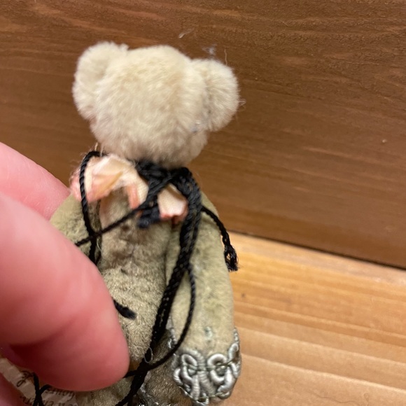 Ganz Mini Teddy Bear Flower Girl - Picture 12 of 16